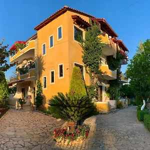  Apartment Flower Garden